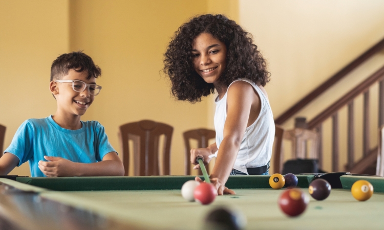 kids playing pool