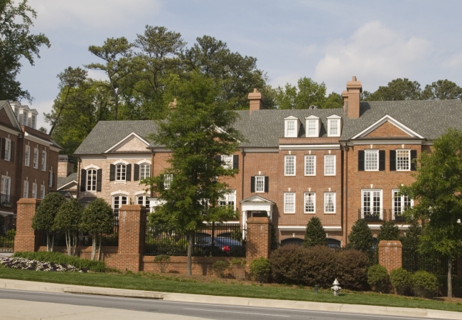 American suburban luxury home in Atlanta (Buckhead).