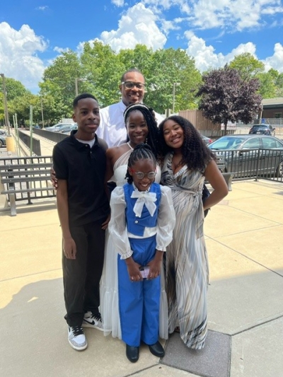 Queenette Richardson and family